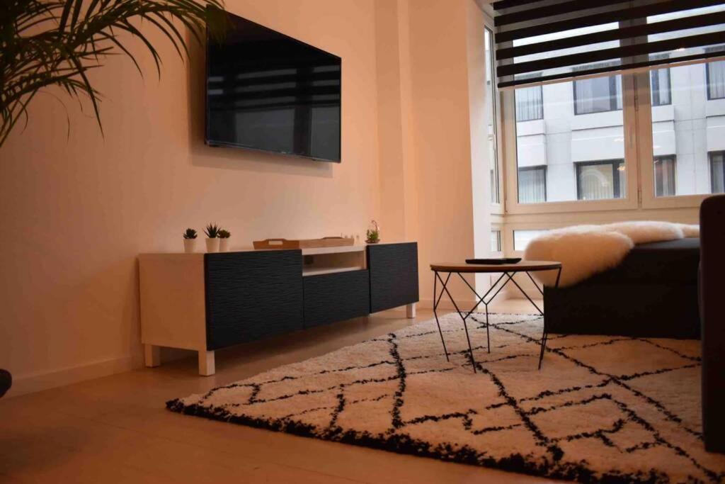 Vernieuwd Appartement Op 200M Van De Zee Oostende Exterior foto